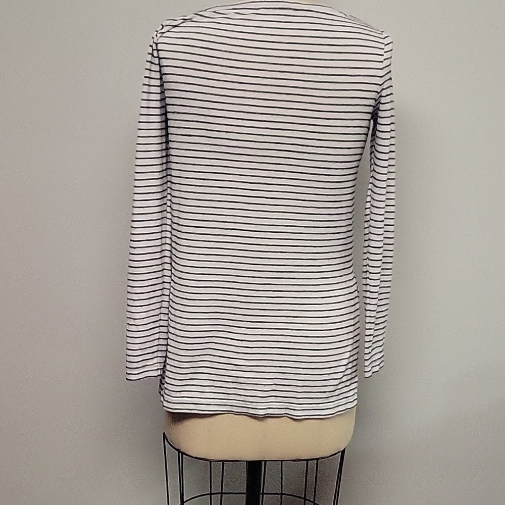 Banana Republic Black and White Striped Long Sleeve Tunic, Side Slits - Picture 4 of 6